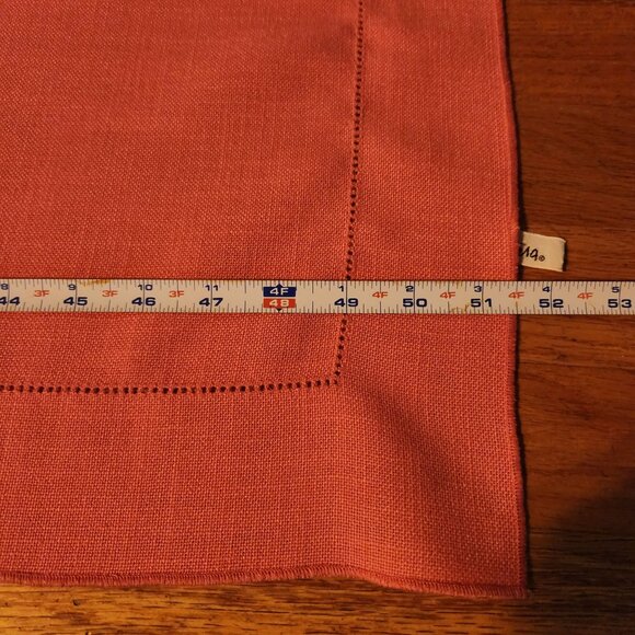 Vintage By Vera Pink Tablecloth 50% Rayon 35% Polyester 15% Linen 52" x 68" - Picture 3 of 7